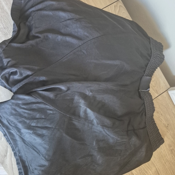 Vans Men's Charcoal Athletic Shorts - Picture 6 of 6